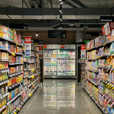 Supermarkets & Retail Chains